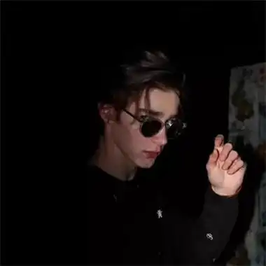 6686体育app金牌作者Violetta