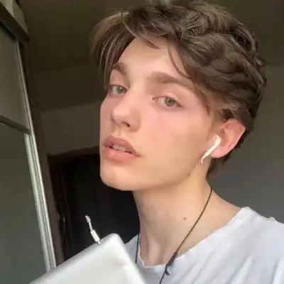 6686体育app钻石作者Ophelia