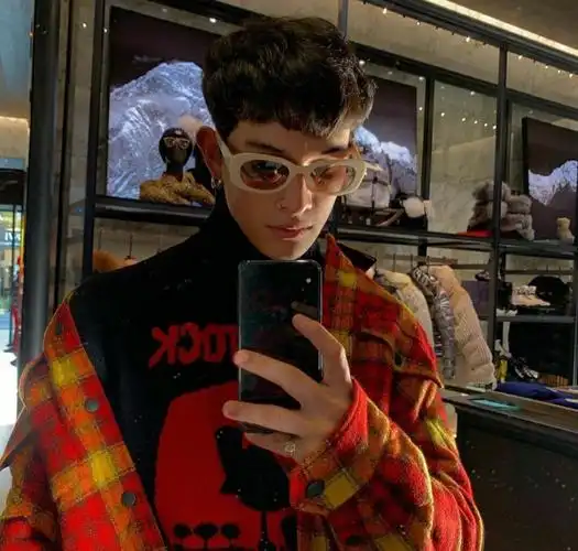 6686体育app官方作者徒手摘星