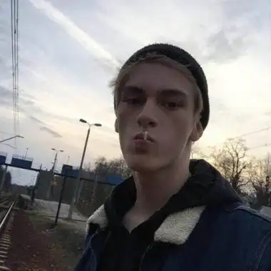 6686体育app官方作者綻放的紅塵