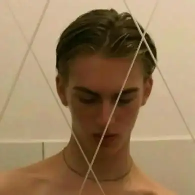 6686体育app首席作者Violetta